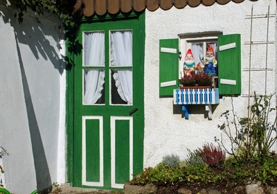 Vorgarten gestalten mit Gartenzwergen