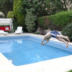 Im eigenen Swimming-Pool baden