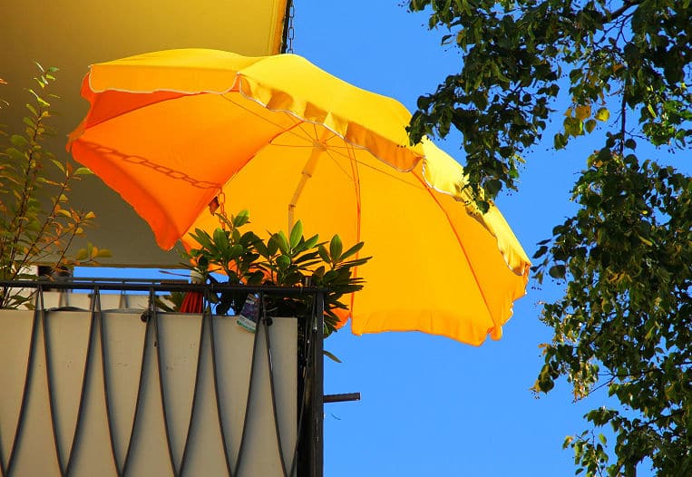 Balkon mit Sommer