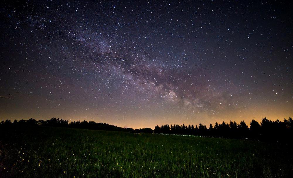 Warum in die Ferne schweifen - der Sternenhimmel ist immer da.