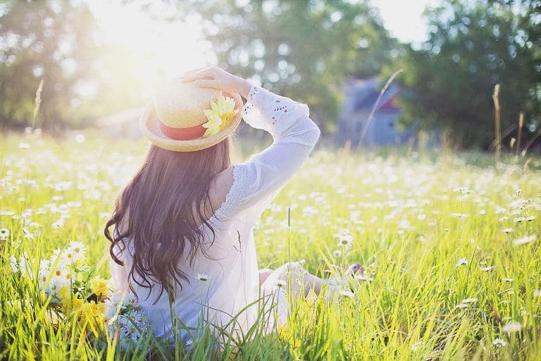 Urlaub auf Balkonien, im Garten, auf der Wiese genießen