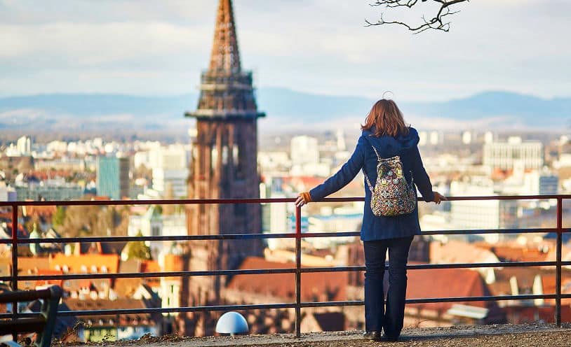 Freiburg im Breisgau ist eine schöne Stadt im Schwarzwald.