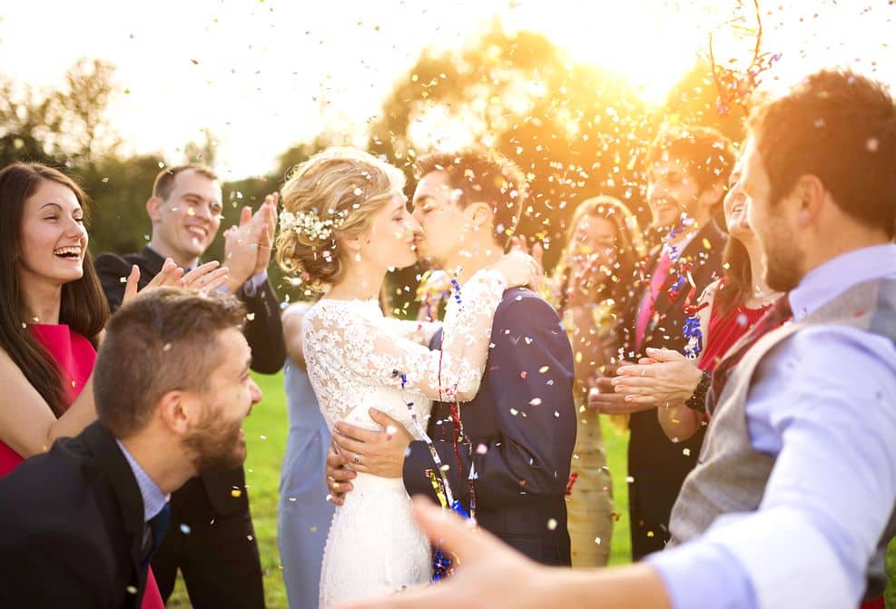 Bei Hochzeiten ist eine rechtzeitige Vorab-Info unverzichtbar: „Save the date“