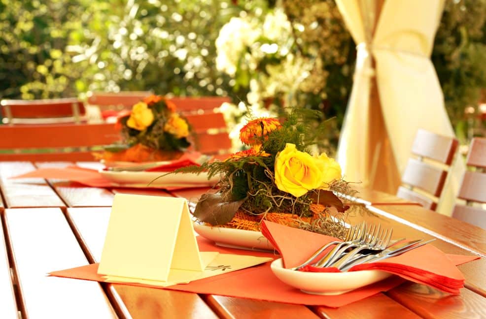 Oft ist gerade die Terrasse Dreh- und Angelpunkt bei einer Party oder einem lange vorbereiteten Event im Garten.